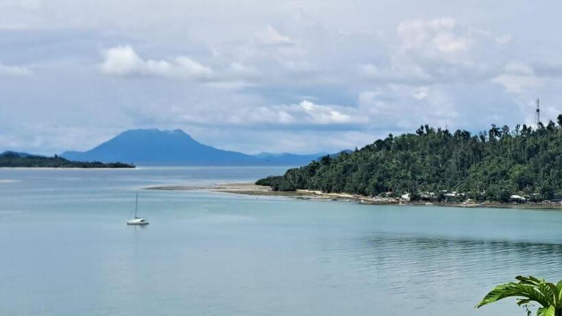 Номер Стандарт с Террасой, The View   Jungle Lodges   Port Barton