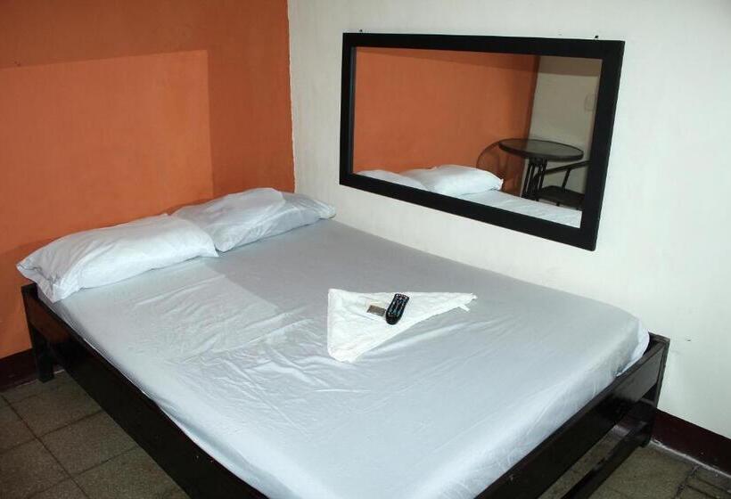 اتاق استاندارد یک نفره, Motel Encanto