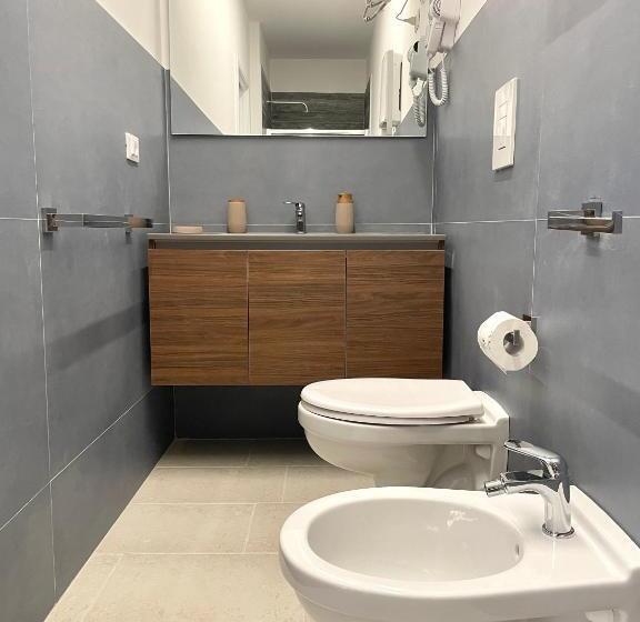اتاق استاندارد چهار تخته, Barirooms   Murat Suites