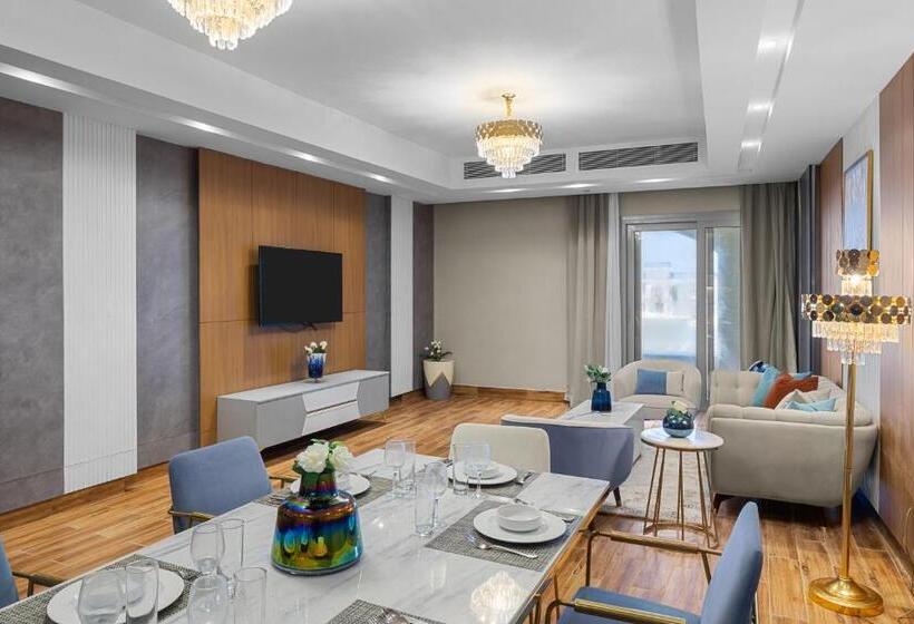 3 Bedroom Duplex Apartment, Crystal Lotus Luxury Palace   By Pickalbatros