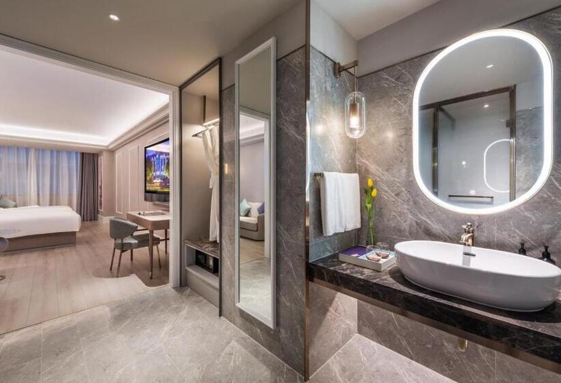 Люкс Deluxe Кровать Кинг, Mercure Shijiazhuang People Square