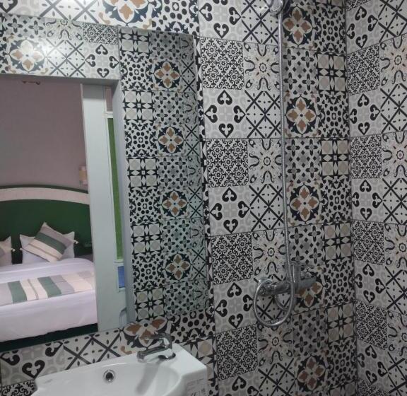 Quarto Estandar Cama King, Dar Al Khatib