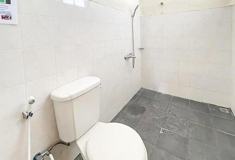 Люкс, Shanty Mitra Reddoorz