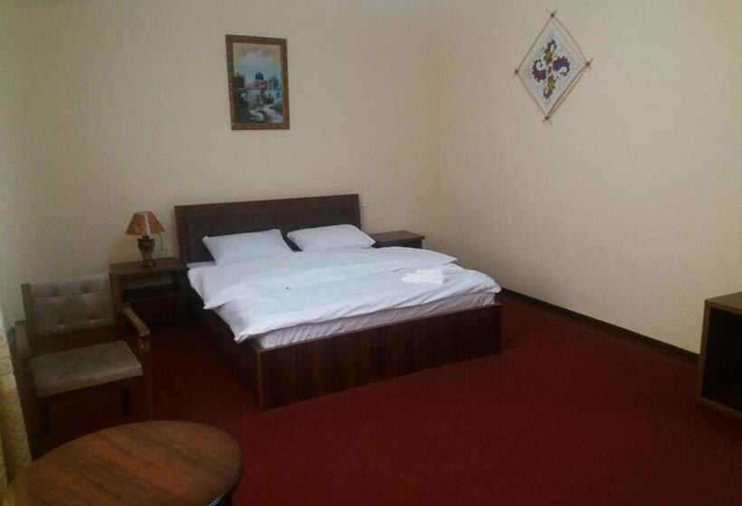 Quarto Estandar, гостевой дом Barakat
