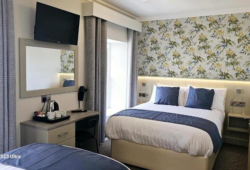 اتاق استاندارد سه نفره, The Quay Lodge