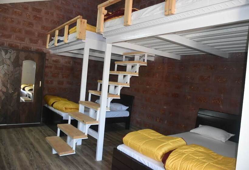 标准间, Neervana Resort