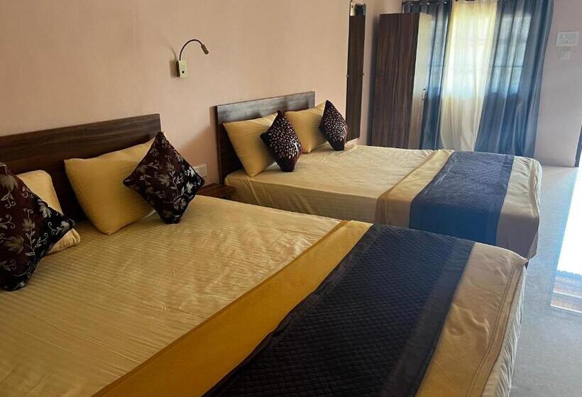اتاق خانوادگی, Serafinos Beach Resort