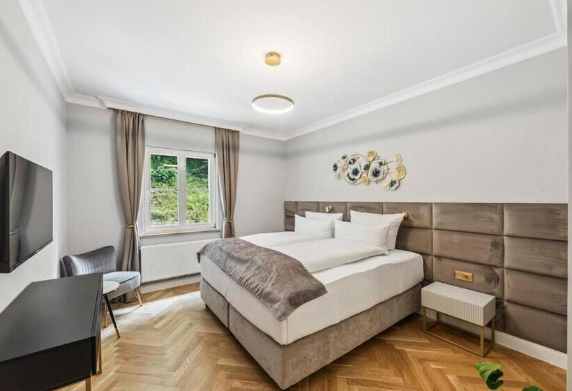 1 Bedroom Penthouse Apartment, Residenz Hugo