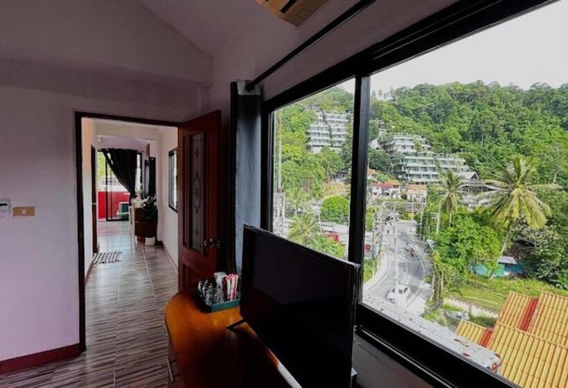 패밀리 룸 산 전망, Coco Mountain View Guest House