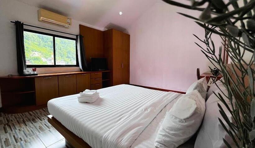 패밀리 룸 산 전망, Coco Mountain View Guest House