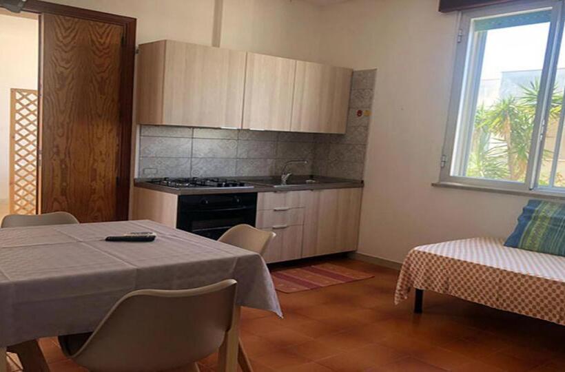 آپارتمان 1 خوابه با بالکن, Odegos Residence Torre Dell Orso