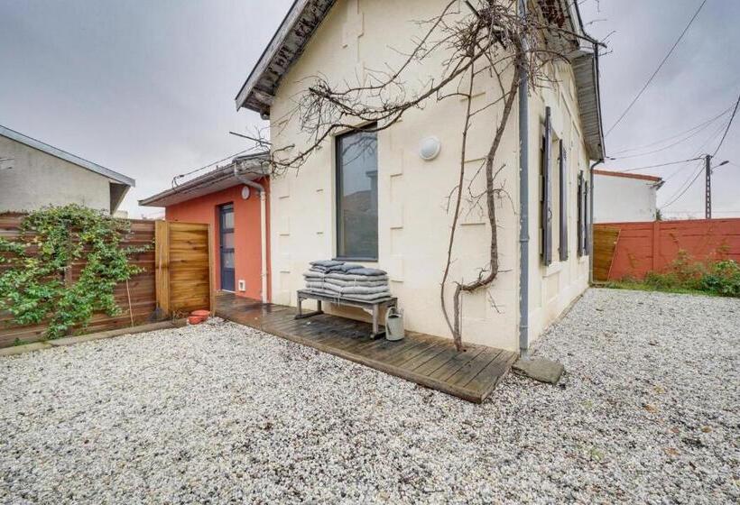 Дом 1 Спальня, Lovely House Bordeaux Bègles