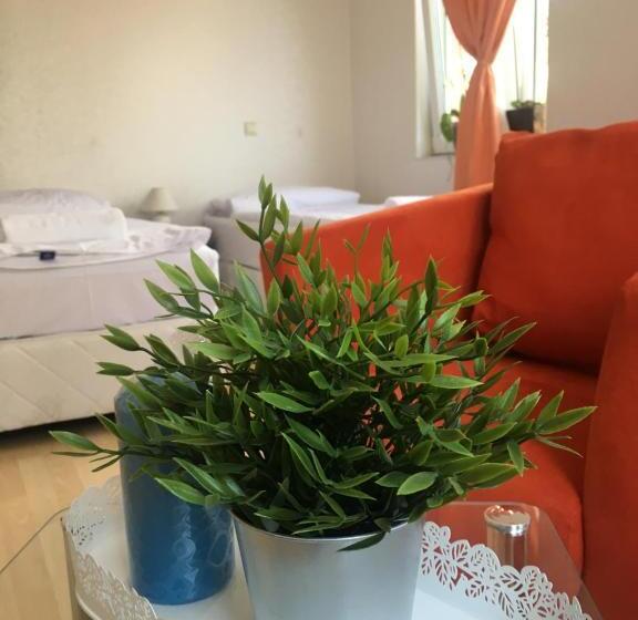 اتاق استاندارد با بالکن, Sunray Guest House, Private Rooms & Apartment With Lovely Sea View