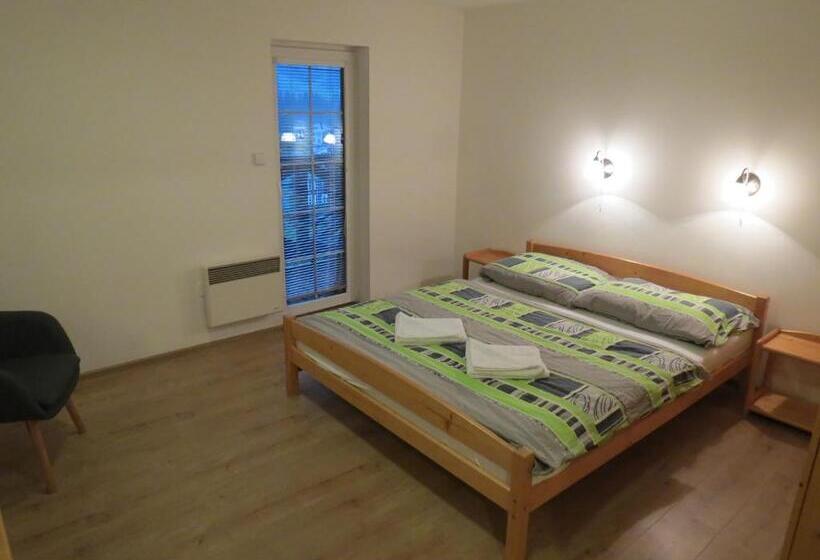 침실 1개 아파트, Koula Apartments