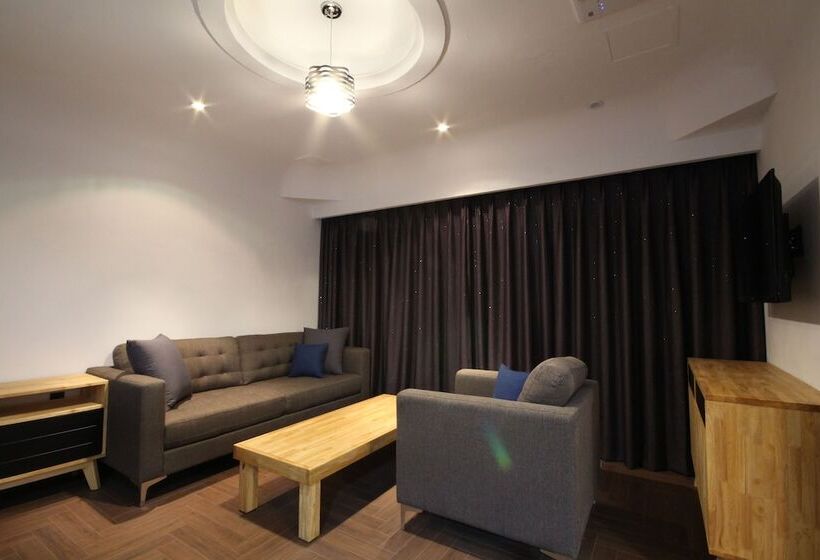 Люкс, Brown Dot Hotel Jinhae