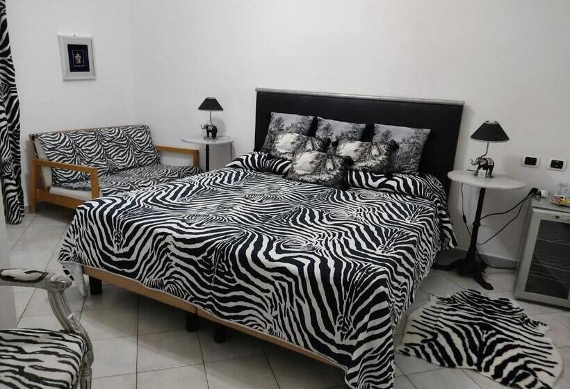 اتاق استاندارد با تخت بزرگ, Sanremo