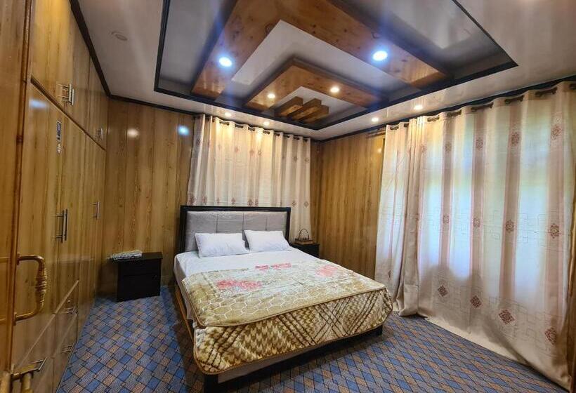 اتاق استاندارد با تخت بزرگ, Rus Olive Lodge Skardu