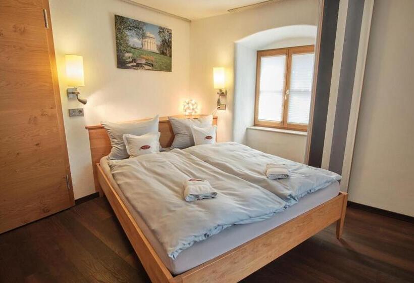 Номер Стандарт, Turmhotel Zum Erasmus