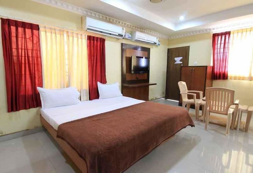 Номер Deluxe, Megha Residency