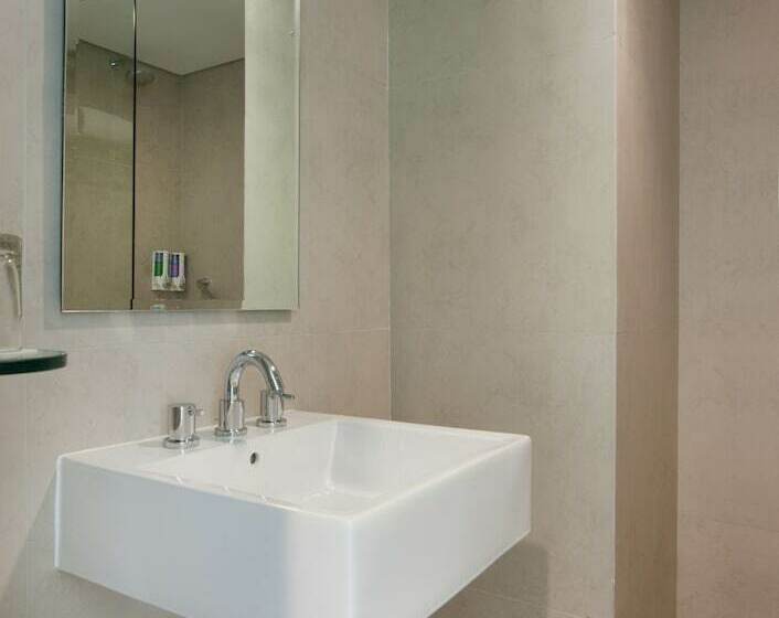 اتاق استاندارد, Amaris Hotel Darmo Surabaya