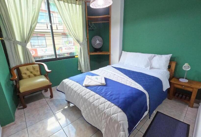 Номер Стандарт, Hostal Puyo