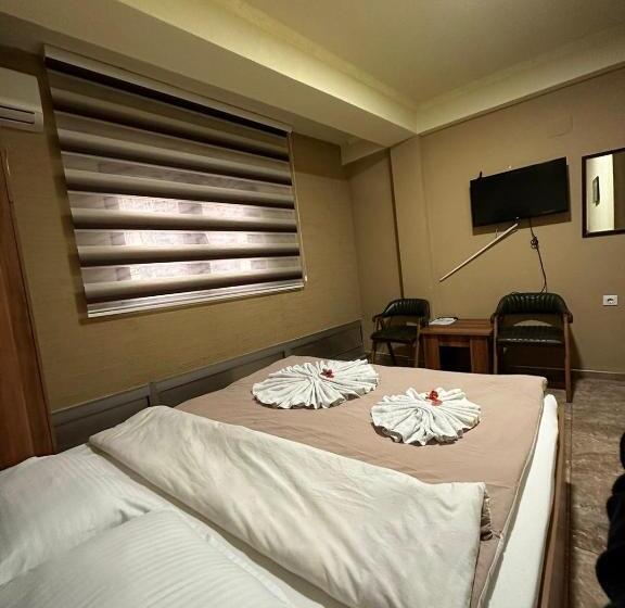 اتاق استاندارد, Motel Atika
