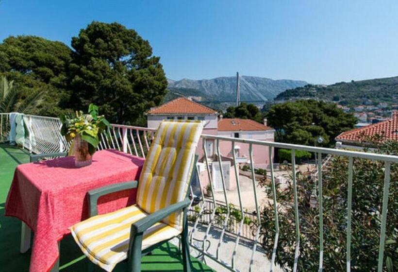 اتاق استاندارد, Guest House Mrdalo