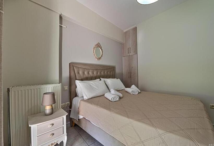 سوییت, Alexias Apartments