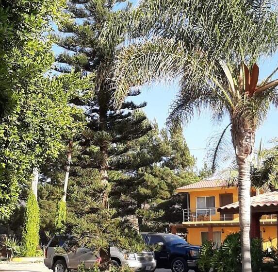 ویلای استاندارد با چشم‌انداز باغ, Rancho El Campanario En La Ruta Del Vino