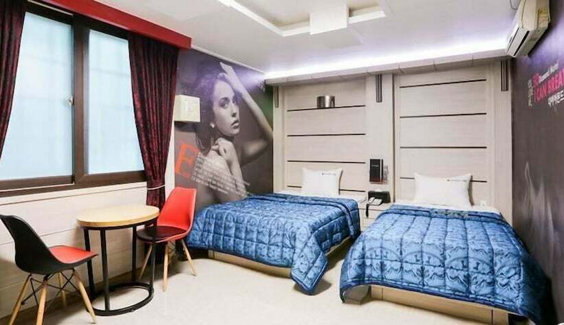 חדר סטנדרט, Diamond Motel