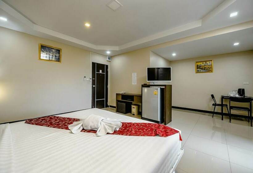 سوییت لوکس, Gold Airport Suites