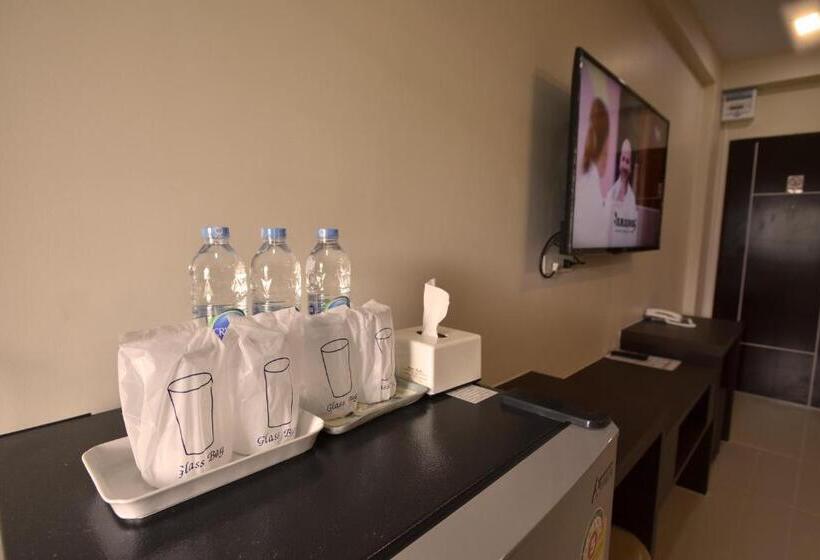 اتاق استاندارد, Gold Airport Suites