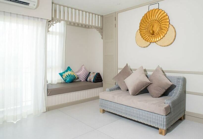 سوییت, Panphuree Residence   Sha Extra Plus