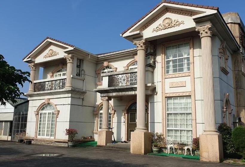 اتاق استاندارد چهارنفره با بالکن, Beauty Monroe B&b 可包棟 150吋投影 唱歌 夏日玩水 烤肉 電動麻將