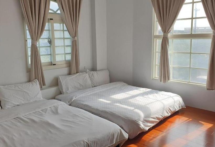 سوییت خانوادگی, Beauty Monroe B&b 可包棟 150吋投影 唱歌 夏日玩水 烤肉 電動麻將