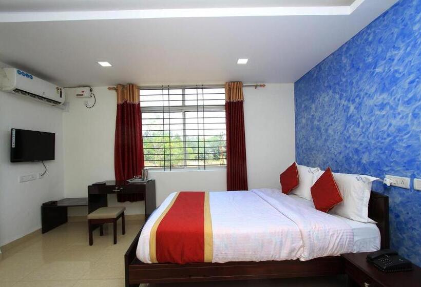 三人经典房间, Oyo Rooms Bidadi