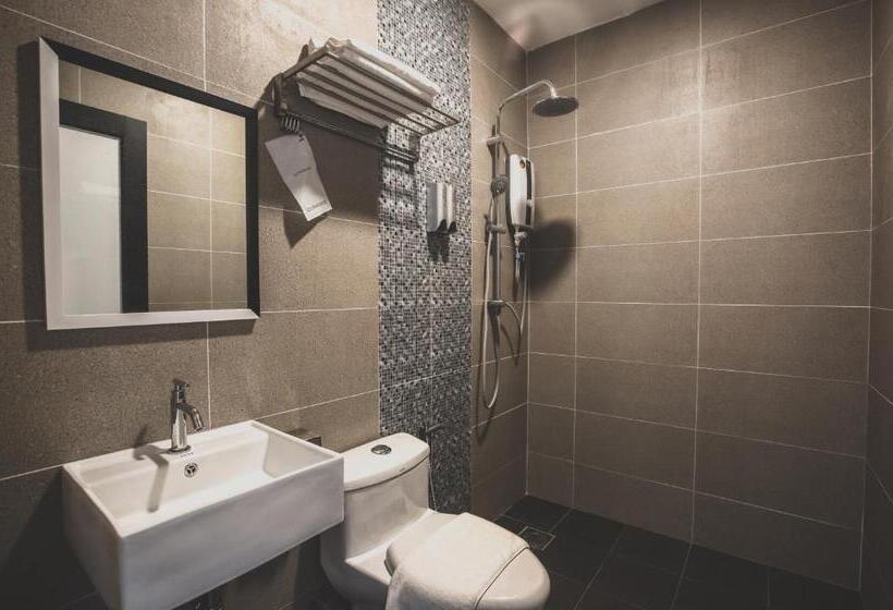 Семейный Номер, V3 Hotel & Residence Seri Alam