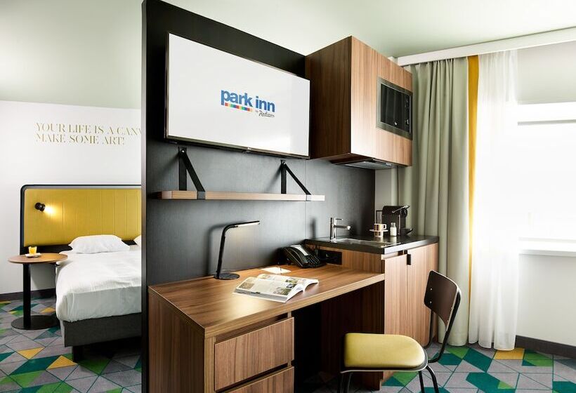 سوییت جونیور, Park Inn By Radisson Hasselt