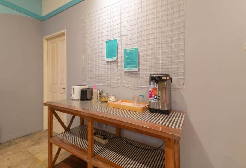 Cama em Quarto Compartilhado, Wonderloft Hostel Kota Tua