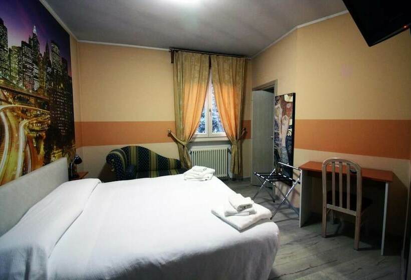 חדר סטנדרט לארבעה, Albergo Ristorante La Bussola