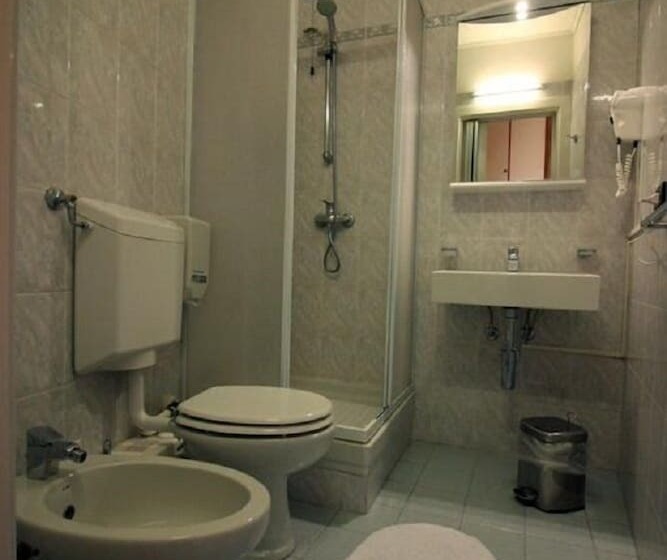 四人标准间, Albergo Ristorante La Bussola