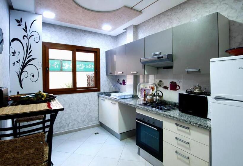 آپارتمان 1 خوابه با تراس, Aparthotel Les Oliviers Suites & Spa