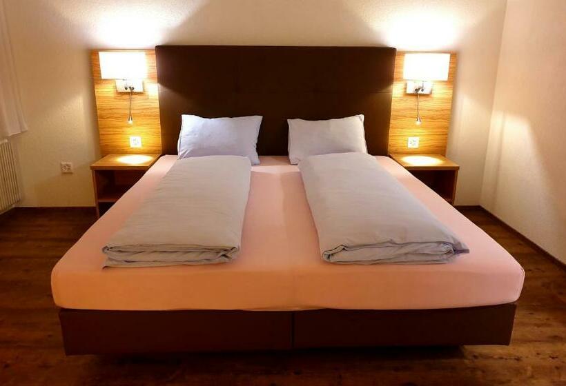 Номер Deluxe, Römerbad