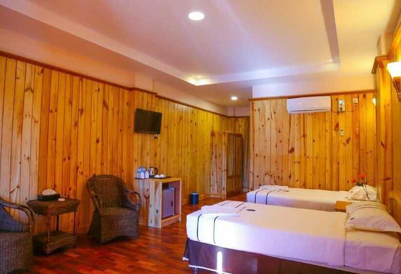 اتاق سوپریور, Famous Hotel Kalaw