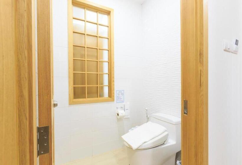سوییت اجرایی, Hinoki Hotel   Onsen Chiang Mai