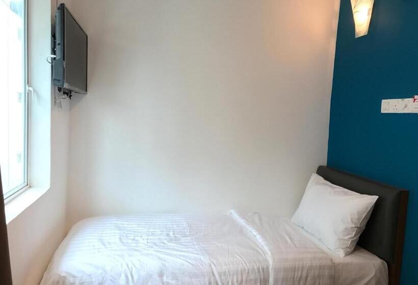 اتاق لوکس یک تخته, Brezza Hotel Sitiawan