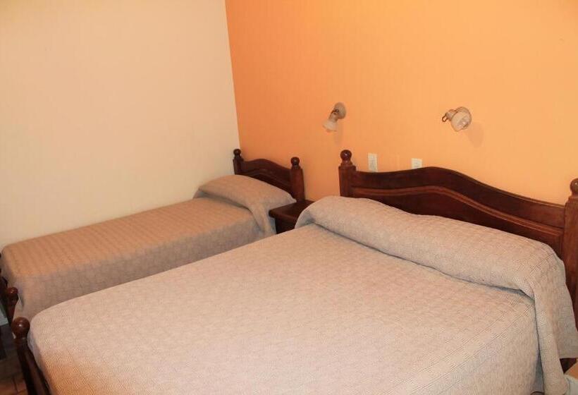 غرفة قياسية ثلاثية, Cabo Vírgenes