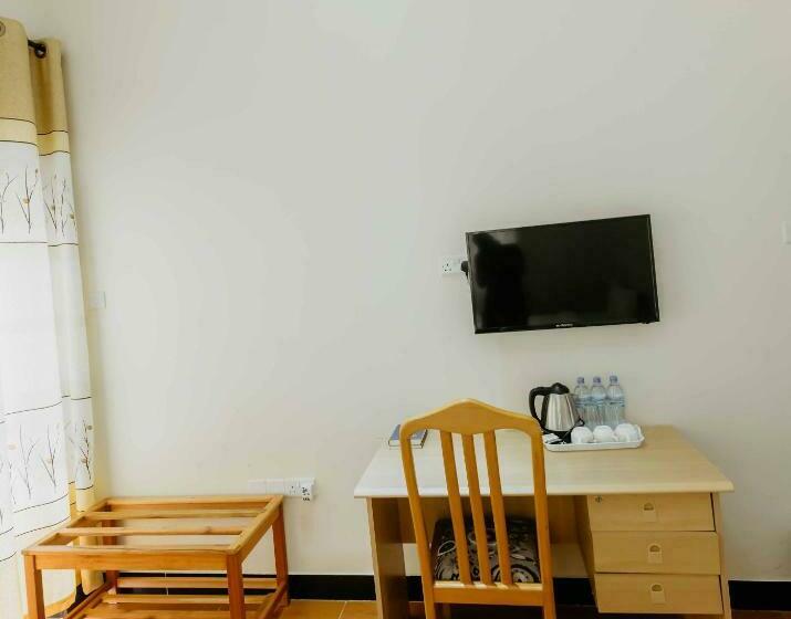 اتاق لوکس یک تخته, Panama Garden Resort