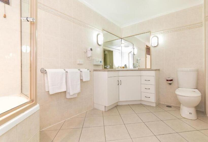 스위트 킹사이즈 침대, Villa Capri Motel