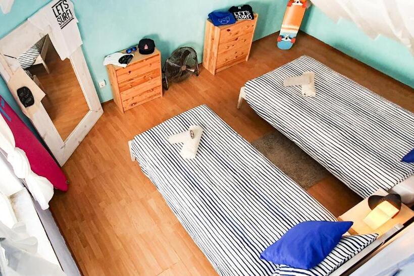 Кровать в Общей Комнате, Ericeira Surf Camp